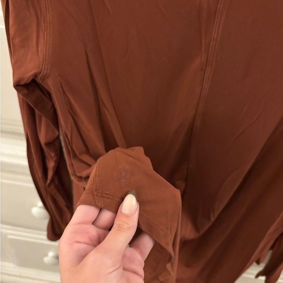 Lululemon Up for Down Time Long Sleeve in dark Terracotta - Picture 4 of 4